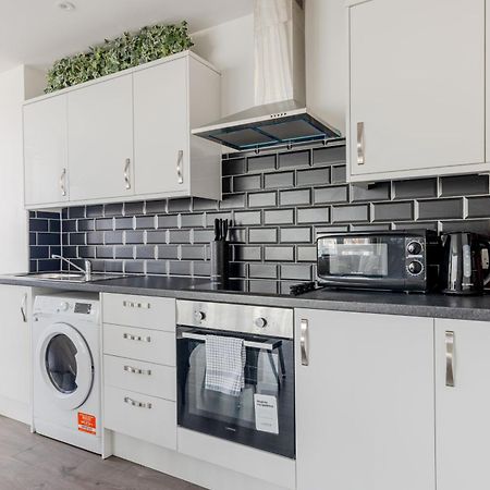 Boutique Vertigo Apartment Central Kingston/London Kingston upon Thames  Ngoại thất bức ảnh